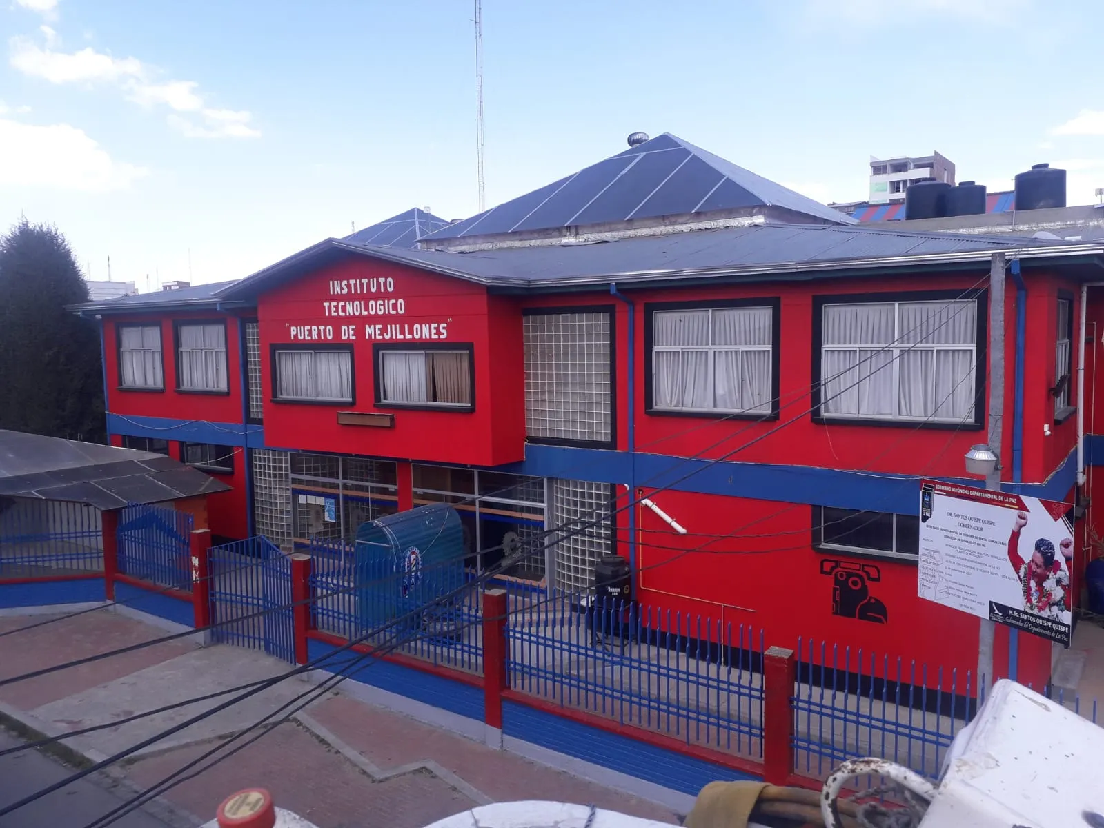Fachada principal del Instituto Tecnológico Puerto de Mejillones